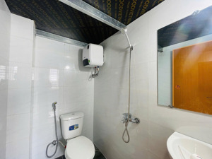 cho thuê căn hộ giá rẻ mới nguyên, khu vực bến xe