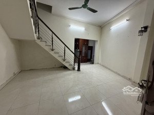 cho thuê nhà chính chủ, nhà riêng xây kiên cố, cho thuê lâu dài, chỉ cho gia đình thuê