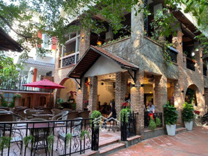 chính chủ đi nước ngoài cần sang quán cafe lamer đang kinh doanh đông khách