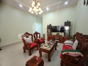 bán nhà 1 triệt 1 lầu 3pn gần sân bay liên khương dt 5x38m tc100m2 giá 3,2ty