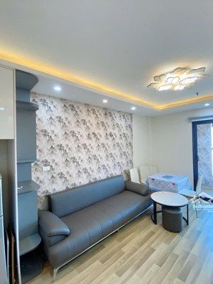 cho thuê căn hộ cc tại v-city, 10 triệu, 65 m2, 2pn, 2wc, hàng hiếm giá tốt