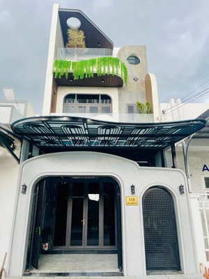 nhà kiến trúc sư thiết kế 3 tầng giá hời kdc hồng loan cần thơ lộ 19m sang sáng đẹp