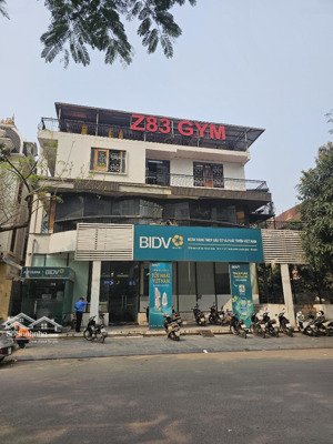 cho thuê mặt bằng phố hai bà trưng, 300m - mặt tiền 7m giá tốt làm ngân hàng, spa văn phòng ,café..