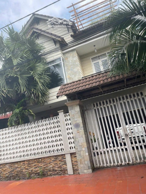 bán nhà mặt tiền đường d1, kdc phú hoà 1, nhà kinh doanh tốt, giá đầu tư cực kì rẻ
