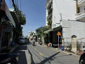 mặt tiền kinh doanh ngay chợ hiệp thành quận 12 - 3 lầu, 130m2, ngang gần 5m, phù hợp ở làm vpct.