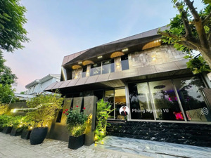 biệt thự đẹp cần bán 67 hưng thái 2, dt: 364m | nhà đẹp hồ bơi nội thất
