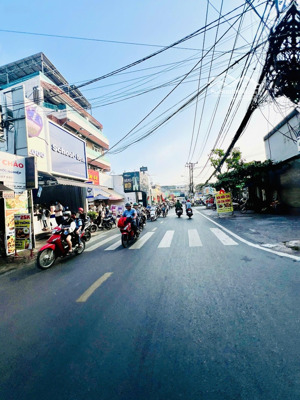 giá nào cũng bán, lô đất ngay cây xăng tú anh, đình phong phú, 81m2, có sẵn nhà tạm, chỉ 6 tỷ tl