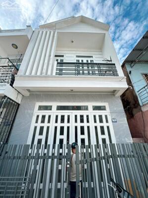 Bán nhà hẻm 107 đường hoàng văn thụ, cách mặt tiền đúng 20m