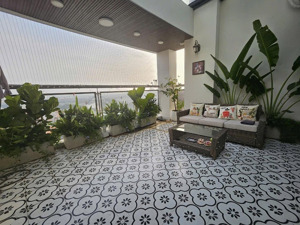 bán căn hộ penhouse himlam riverside khu đô thị himlam dt 220m2 4pm 3wc full nội thất. giá 17.5tỷ