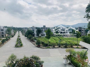 bán biệt thự sẵn sổ đỏ tại kđt phú cát city, 180m2, giá ưu đãi 60 triệu / m2 lh: 0528727999