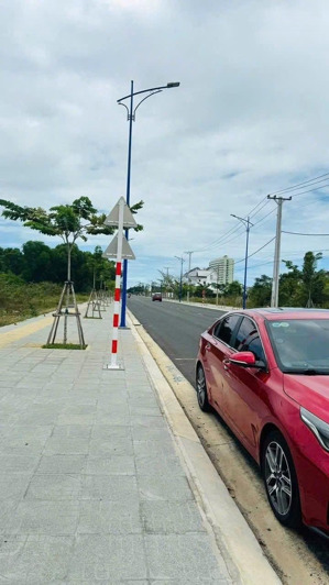 chính chủ cần bán nhà và quán cf mặt tiền đường lớn lê đại hành long tâm tp bà rịa dt: 13.6x19 12ty