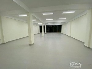 cho thuê mặt bằng tầng 3 và 4 mặt tiền đường hồng bàng giá 30 triệu/tháng