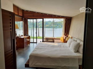 siêu hot! villa 286m², 2 mặt tiền, vị trí đắc địa giữa lòng du lịch