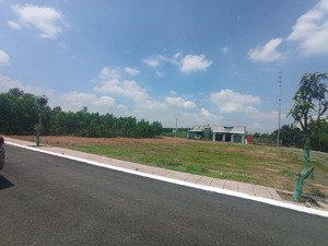 bán lô đất thổ cư sổ hồng riêng- liền kề kcn giang điền