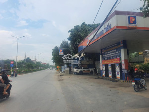 bán cây xăng quang tiến- sơn tây dt600m2 1t mt 30m giá chỉ 33 tỷ. quốc lộ 2 hướng đi phú thọ