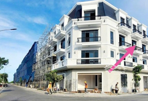 bán nhà liền kề ven biển bình sơn tại trung tâm phan rang tháp chàm chỉ 7,2tỷ/căn 100,1m2 x 4 tầng