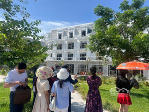 cơ hội sở hữu nhà phố tầng canh ngay mặt biển ninh chữ giá cực sốc lh: 0398027712