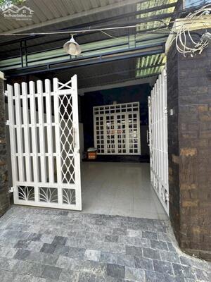 Bán nhà 116m2 đối diện cách Trung tâm hành chính tỉnh Tiền Giang 150m.