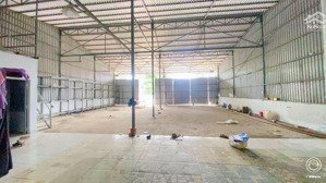 cho thuê kho 390m2 gần xe ford có văn phòng 15 triệu