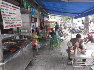 sang mặt tiền quán cơm tại trường sơn, quận 10. giá 12 triệu