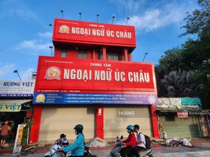 cho thuê nhà mt đường nguyễn an ninh, tp dĩ an, bd, dt 10x25m, 3 tầng. giá rẻ. lh 