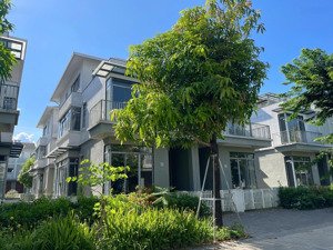 biệt thự 3 tầng 160m2, view sông , trung tâm huế, trả trước 1ty950