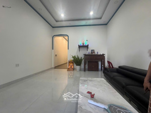 bán nhà 3pn gần ttc liên nghĩa dt 5x46m full thổ cư đường 2 oto né nhau