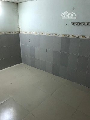 cho thuê nhà ở đường 23/10 (sau lưng nhà hàng hoàng lan)