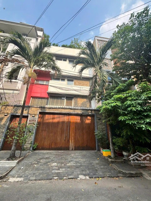 siêu phẩm mặt tiền hiền vương, tân phú - dt: 4.5 x 20 - kc: 4 tầng, nôị thất cao cấp - giá: 13,5 tỷ