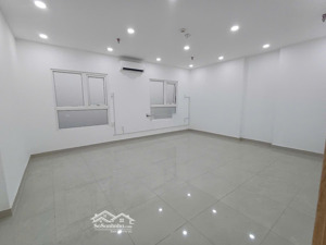 cho thuê shophouse chung cư diamond riversie đường võ văn kiệt, p.16, q8- dt 362m2, trệt + 3 lầu!