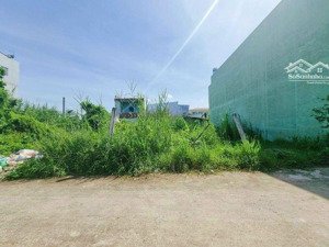 chủ cần tiền bán nhanh đất ở đường hồ văn huê, thị trấn cần đước, cần đước, long an