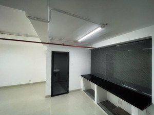 cho thuê căn shophouse 1 trệt 1 lầu phù hợp kinh doanh hoặc văn phòng