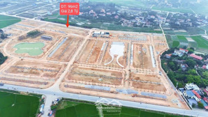 cần bán lô liền kề 96m2 giá 2x triệu/m2. bám trục ql17, vị trí đắc địa