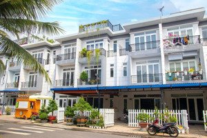 cho thuê nhà phố bella villa 1 trệt 2 lầu đầy đủ nội thất
