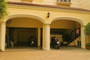 bán biệt thự đẹp 3 nguyễn trãi quận 1 - diện tích : 14x17m biệt thự ngay trung tâm tiện di chuyển