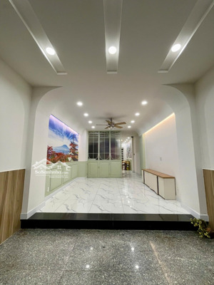cho thuê nhà phố 4 lầu, full nội thất cao cấp kdc công ích, quận 7. dt: 4 x 18m, giá 24tr/tháng