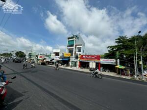 Cho Thuê Nhà Nguyên Căn Mới Mặt Tiền Trần Hưng Đạo - Bình Đức, Long Xuyên, An Giang