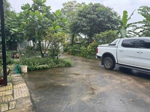 cho thuê nhà vườn 64m2 trong 806m2, 2pn full nội thất tt phú mỹ, br - vt