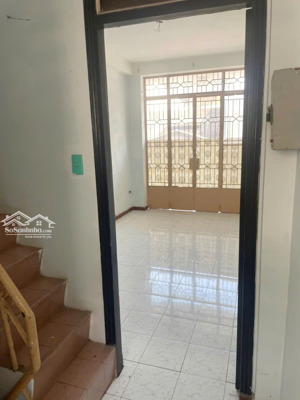 cho thuê nhà đường cao đạt 4 phòng ngủ, hẻm 4m, gần mặt tiền