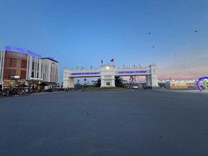 bán gấp lô đất "siêu hời" đường 824 120m2 chỉ 1 tỷ 2 shr riêng vị trí đắc địa