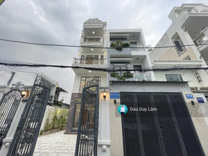 căn góc 6x19.5m ngay chợ hiệp bình, sát mặt tiền đường - sân vườn cực thoáng, đầy đủ nội thất