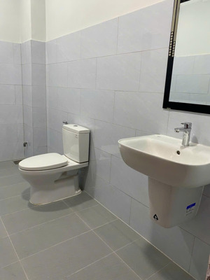 nhà ngon rẻ biệt thự tô hiến thành, p12 q10. 6m x 25m. hầm 4 tầng. giá 36 tỷ giảm còn 29 tỷ
