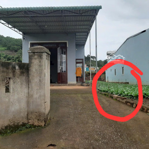 bán nhà 3pn gần chùa giác nhản, đức trọng, dt 10x42m tc 100m2. giá 3 tỷ