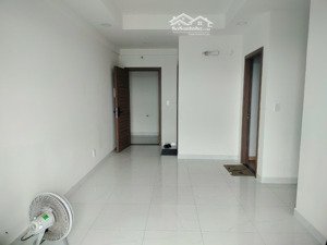 bán căn 55m2 - 2pn 1wc, nội thất cơ bản, giá 1,65 tỷ, lh: 
