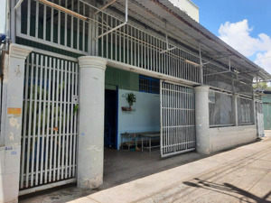 bán xưởng may 316m2, nhà 81m2 1 trệt 3 lầu tại trung chánh, huyện hóc môn, tphcm
