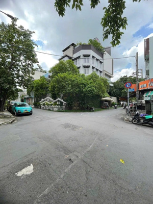 chính chủ cần bán nhà góc 2 mặt tiền đường bắc hải p15 quận 10, dt: 378.6m2 giá 100 tỷ