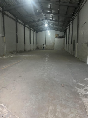 cho thuê xưởng dương quảng hàm, p5, gò vấp. dt 450m2
