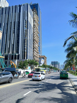 trục giao nhau với nguyễn văn thoại mt an hải đông 1, sát biển mỹ khê, gần 100m2 giá chỉ 10 tỷ xx