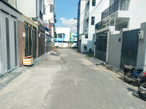 còn 1 lô duy nhất siêu đẹp kdc apec đường số 9, p. trường thọ. đường nhựa 6m