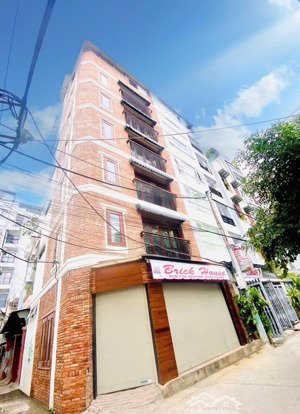 cần chuyển nhượng toà nhà căn hộ 2 mặt tiền hẻm 120 nguyễn thiện thuật, cách biển 500m. giá 10 tỷ